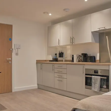 7 Redcross Street * 브리스틀