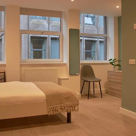 7 Redcross Street * 브리스틀