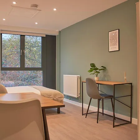 7 Redcross Street شقة