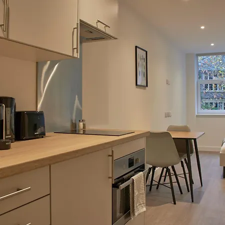 7 Redcross Street شقة *