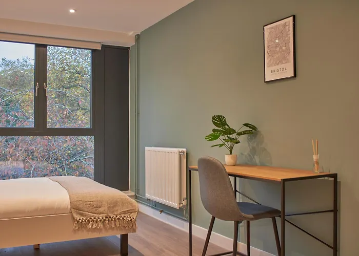 7 Redcross Street Apartment