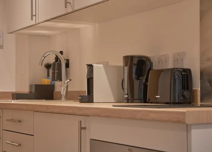 7 Redcross Street * Bristol