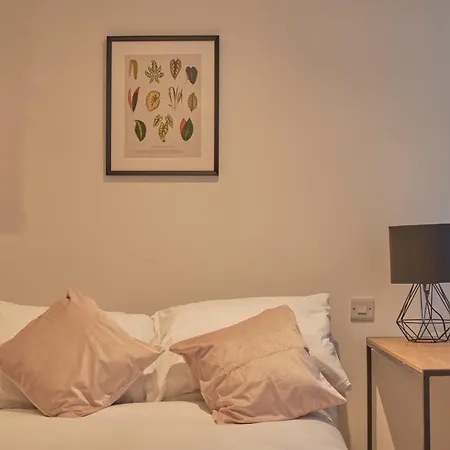 7 Redcross Street * Bristol