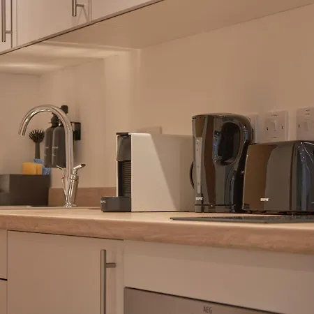 7 Redcross Street * Bristol